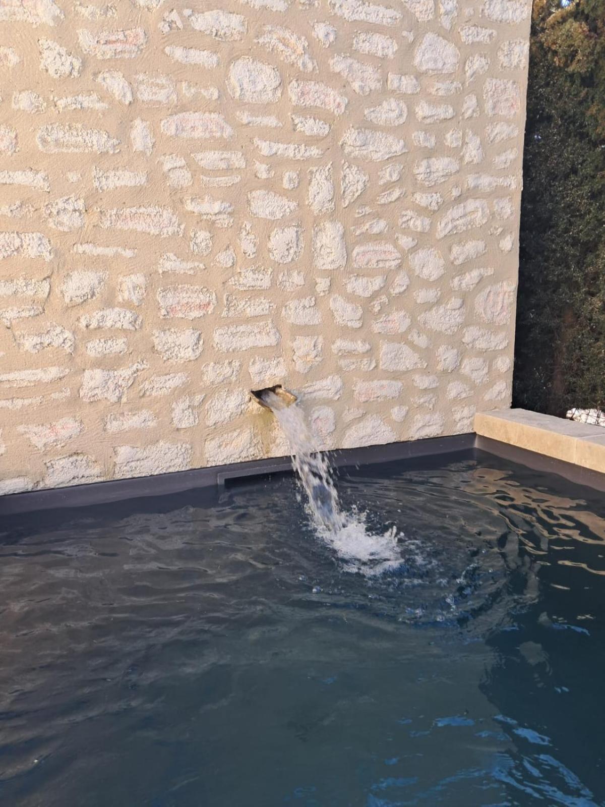 La Maison De Manon, 4-5Personnes, 75M2, Centre Village Avec Piscine Privee Maussane les Alpilles Bagian luar foto